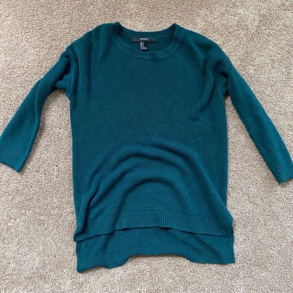 Forever 21 Sweaters - NWOT Forever 21 Sweater